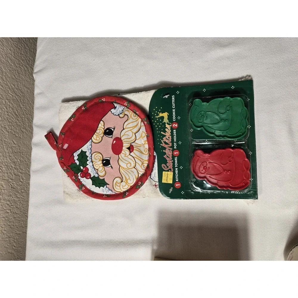 Vtg Santa Kitchen Towel Pot Holder Set 90s NOS‎ Christmas Terrycloth Dish Cloth